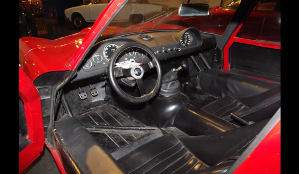 Alfa Romeo Giulia TZ2 Tubolare 1965-1966 cockpit